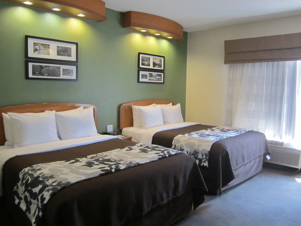 Clarion Pointe Albemarle Hotel Exterior foto